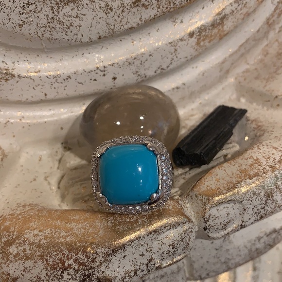 HOST PICK! Turquoise Cocktail Ring .925 - Picture 9 of 9
